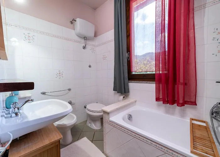 Semesterbostad Casa Upupa Sassetta